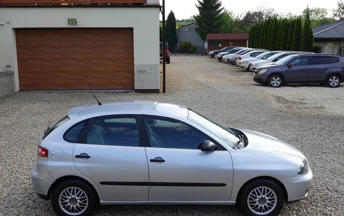 Seat Ibiza cena 9499 przebieg: 167000, rok produkcji 2004 z Pasym małe 92